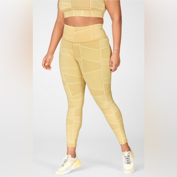 Fabletics Define PowerHold High-Waisted Legging In Gridlock Size Medium - Picture 1 of 11